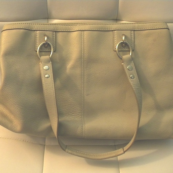 Coach Bag - Picture 3 of 5
